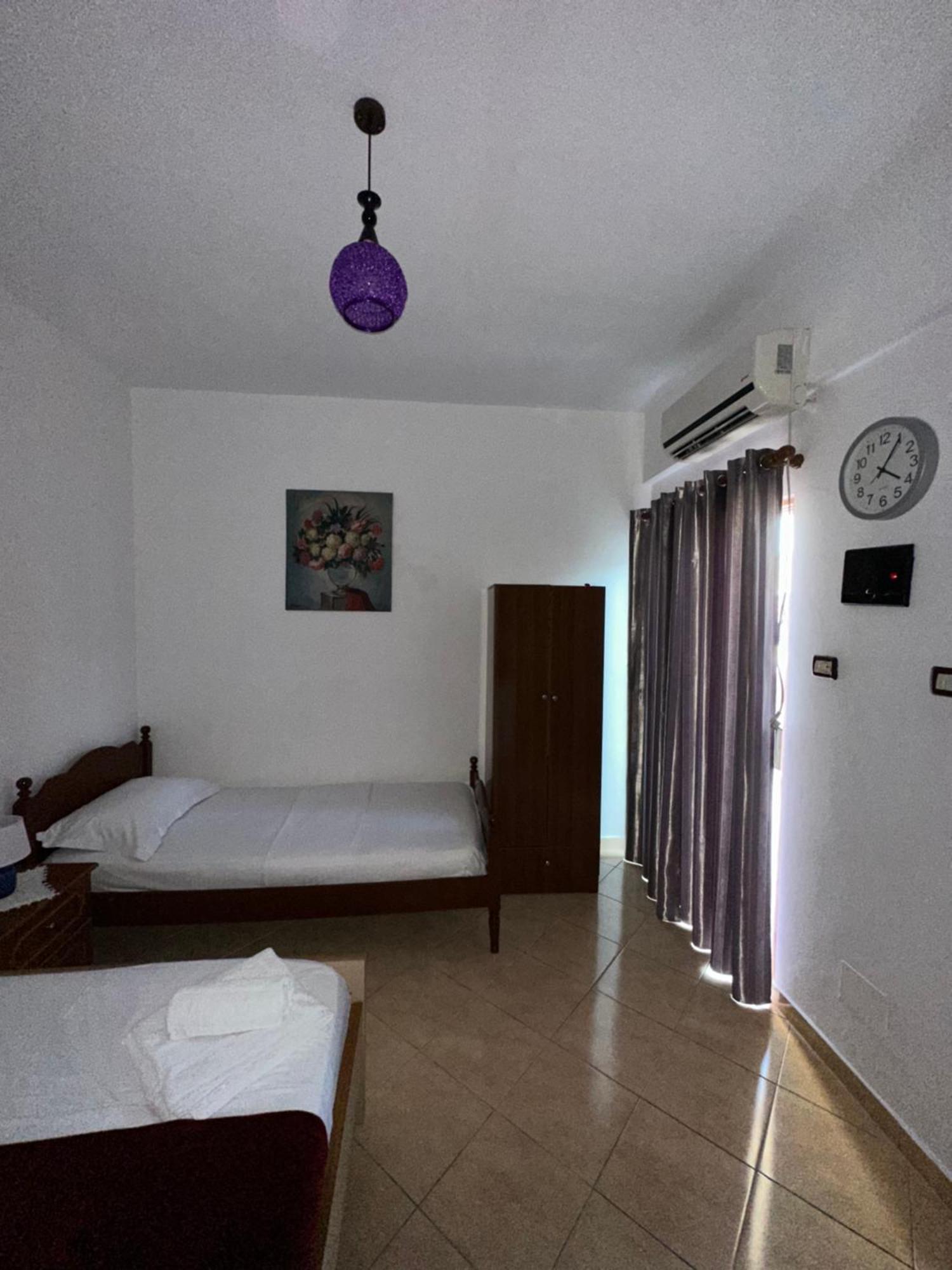 Albi'S Guesthouse Ксамил Экстерьер фото