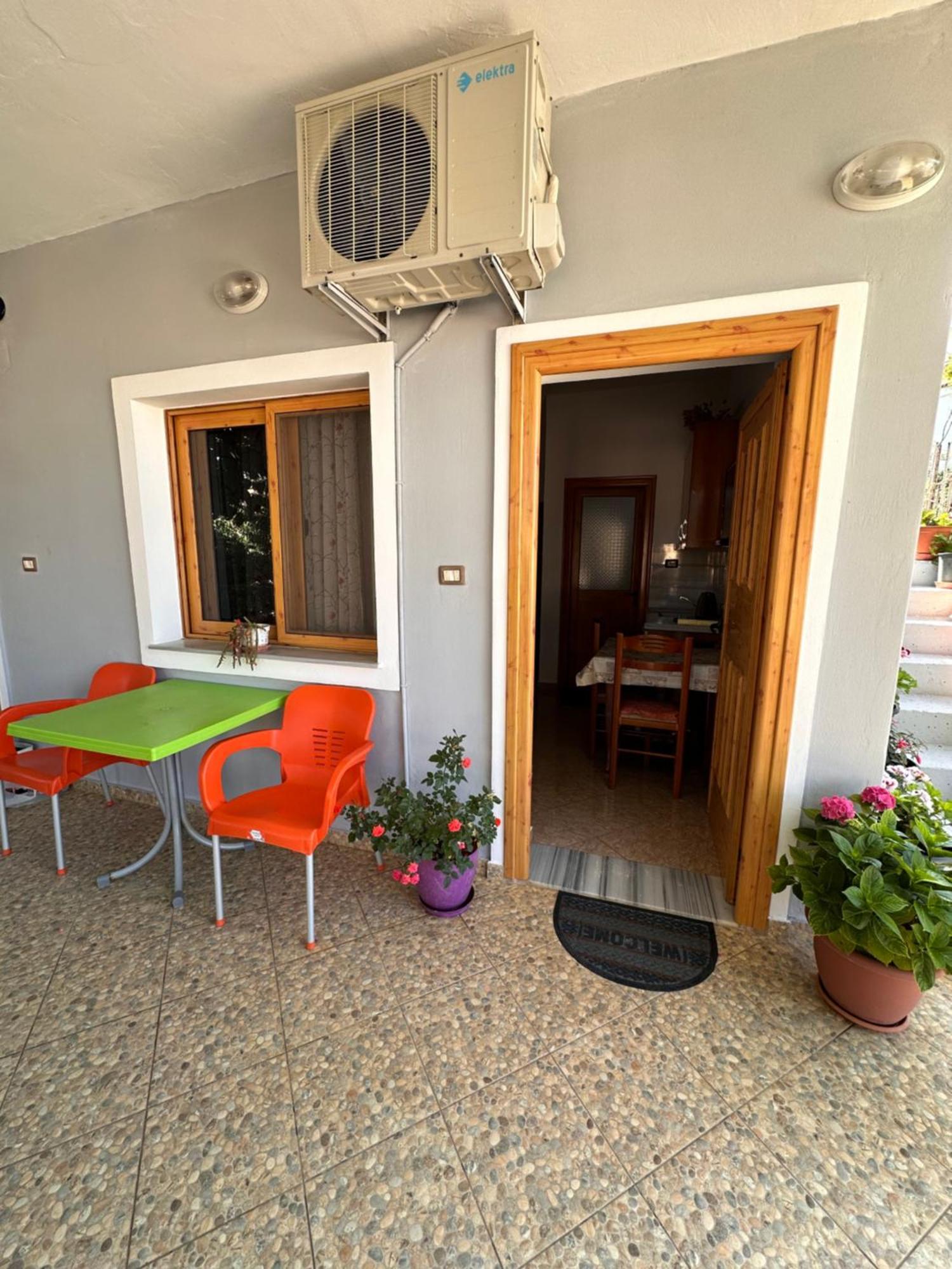 Albi'S Guesthouse Ксамил Экстерьер фото