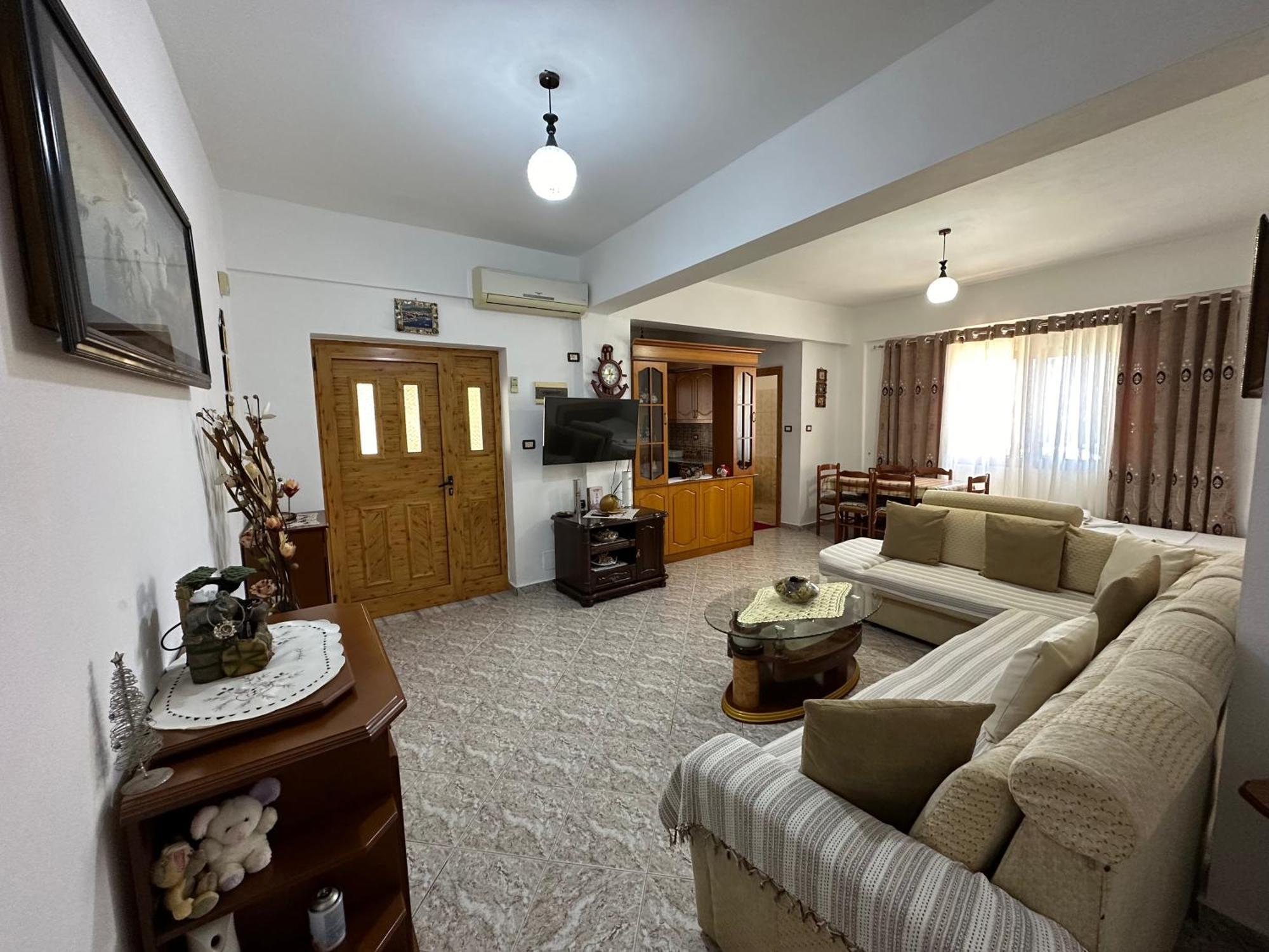 Albi'S Guesthouse Ксамил Экстерьер фото