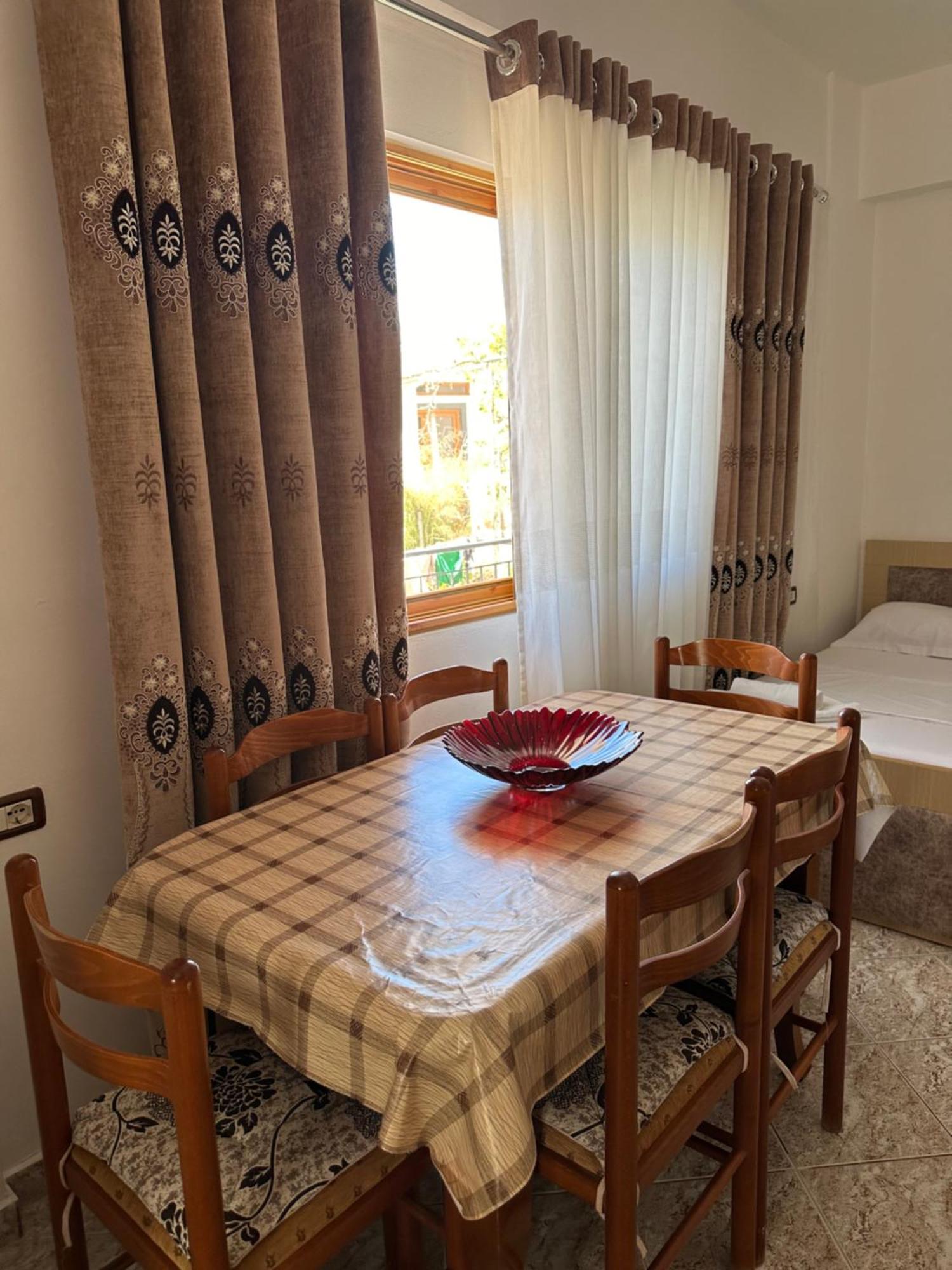 Albi'S Guesthouse Ксамил Экстерьер фото