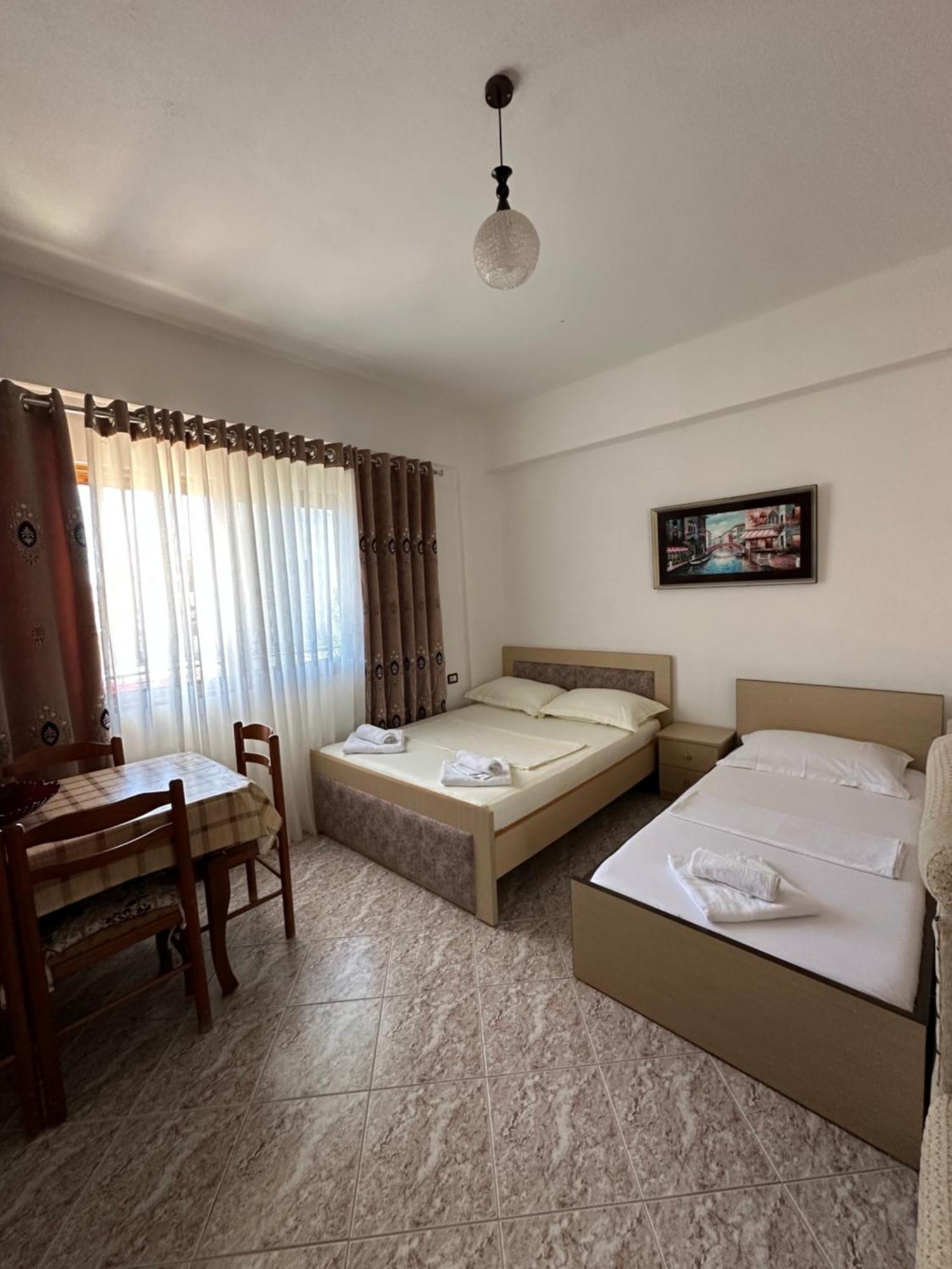 Albi'S Guesthouse Ксамил Экстерьер фото